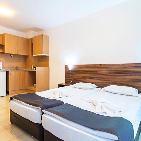 Admiral Plaza Hotel Sunny Beach Esterno foto