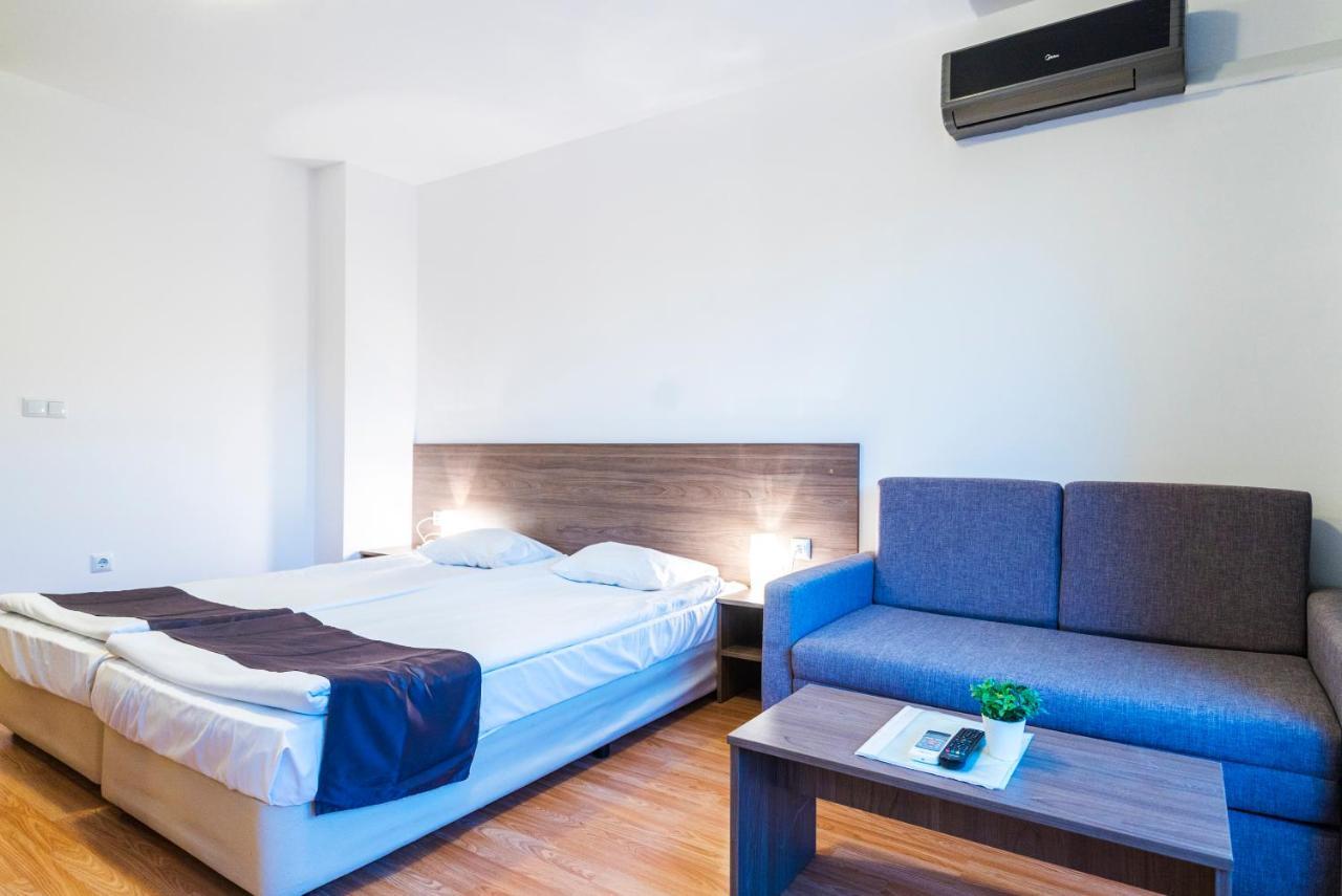 Admiral Plaza Hotel Sunny Beach Esterno foto